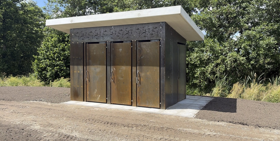 Een nieuw openbaar toiletgebouw aan de Dobbeplas in Nootdorp