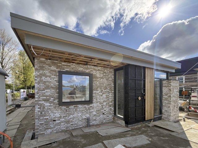Bungalow aan de Eendraghtshof in afbouwfase